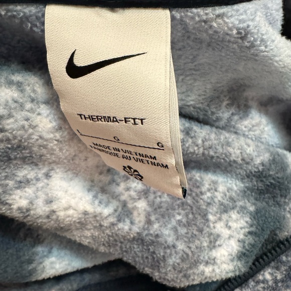 Nike Therma-Fit Blue and Black Pullover - Picture 2 of 6